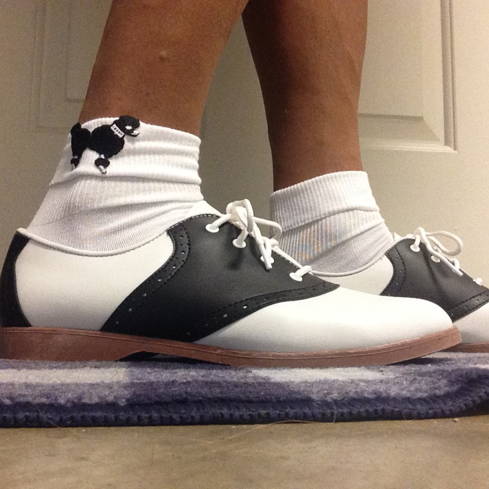 shoes - Picture 2 of 4